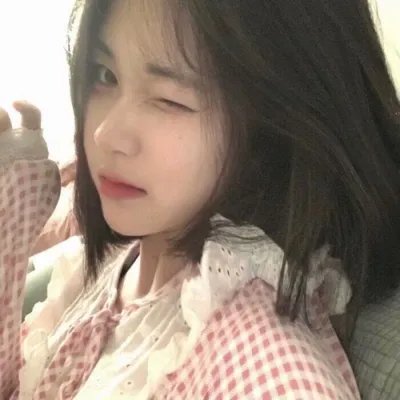 迎风而立的狮子